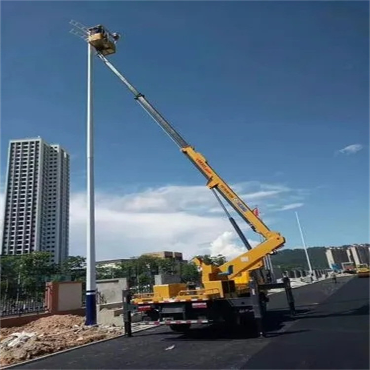 石家庄新华维修路灯的曲臂升降车出租