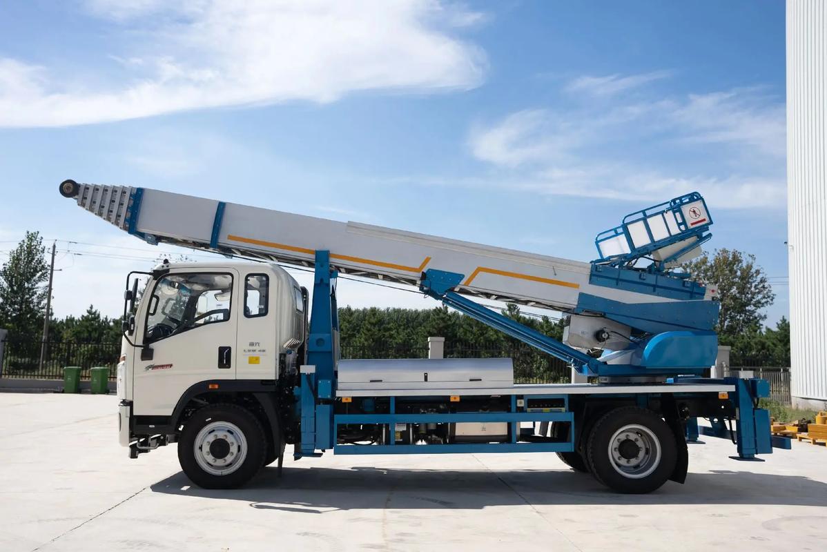 石家庄新华云梯上料车租赁费用