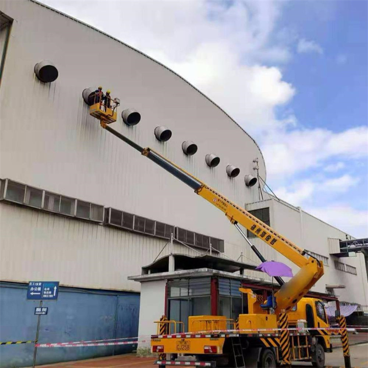 石家庄新华高空作业车出租服务：专业广告牌安装解决方案